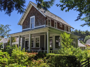 Ellas Escape by Seabrook Hospitality